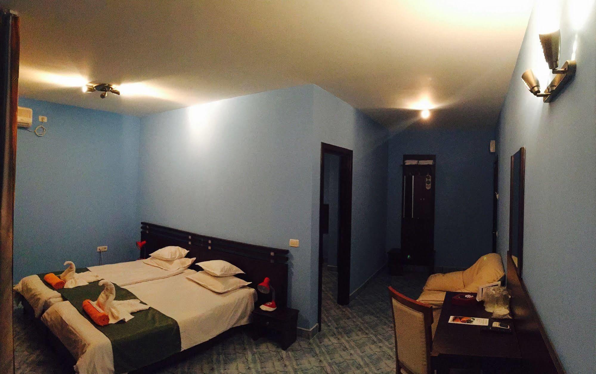 מאמאיה Marea Neagra Hotel מראה חיצוני תמונה
